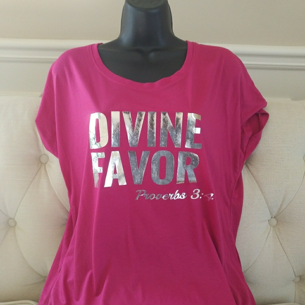 Ladies Drapey Dolman tee in pink w/ Silver Foil